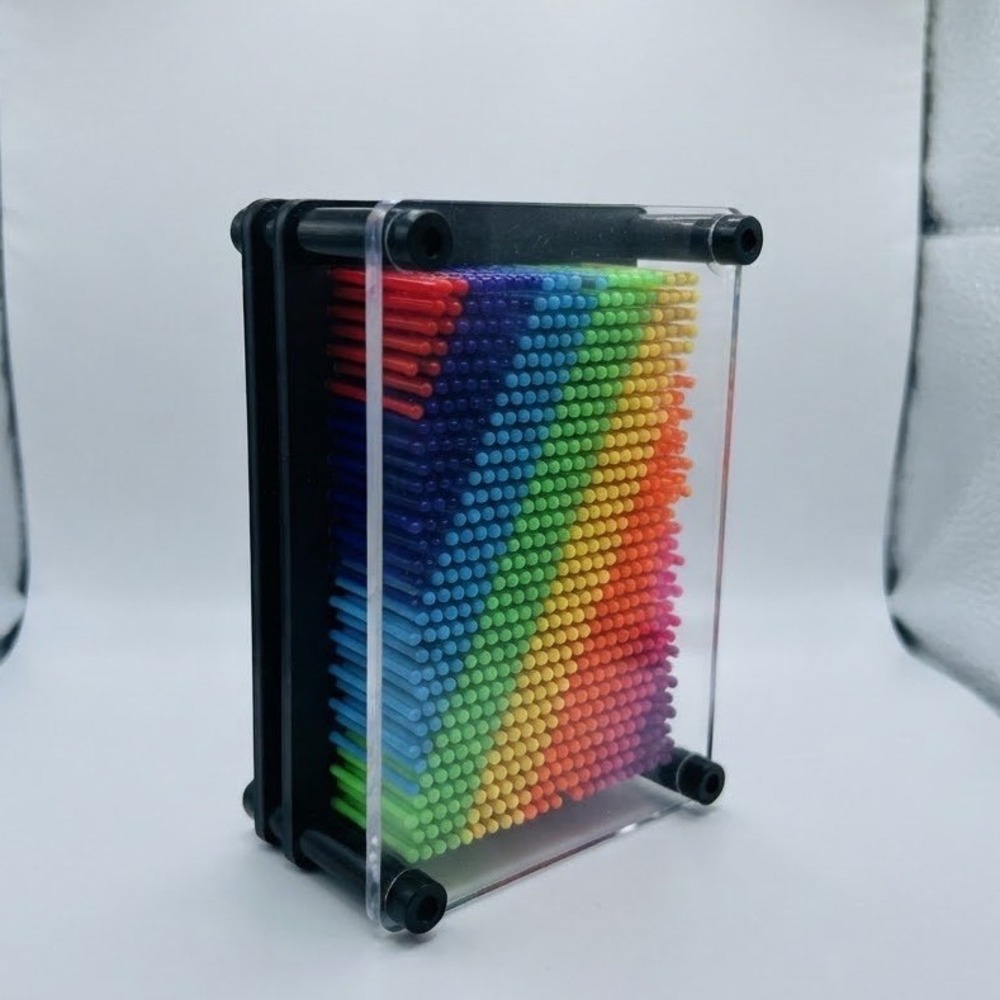 Rainbow Pin Art Toy 3D Impression Sensory Sculpture Kids Desk Toy 5x4in